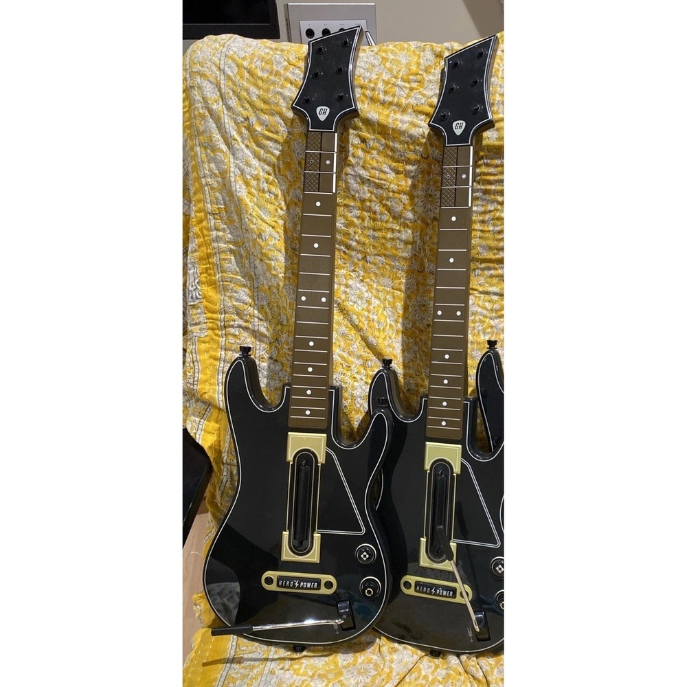 2x Tested Activision Guitar Hero Live Guitar Controllers No Dongles